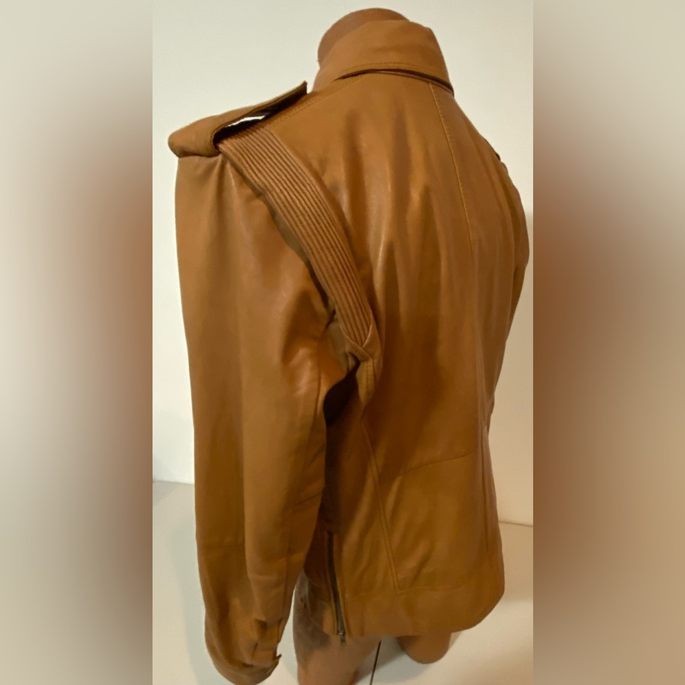 Diesel Lisardo jacket (Large) Burnt Orange
New with tags - Picture 7 of 16